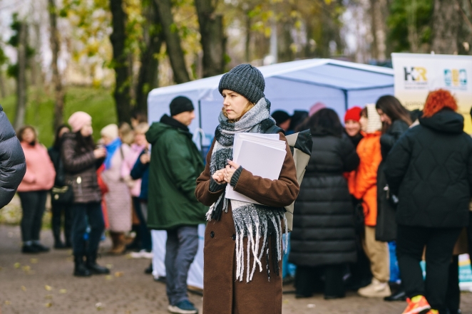 "Аллея женской силы" в парке “Юность”, Киев