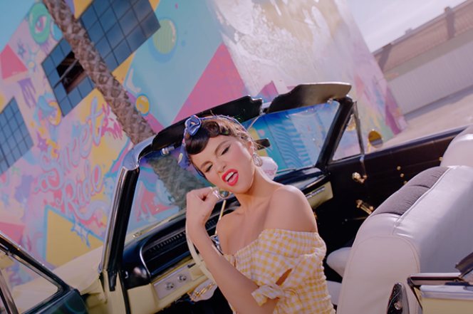 Селена Гомес и K-pop группа Blackpink выпустили очень "вкусный" клип на песню Ice Cream (ВИДЕО) - фото №2