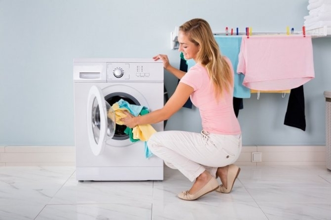 Как ухаживают за стиральной машиной умные хозяйки: делайте так - и лишних проблем не будет никогда! - фото №1