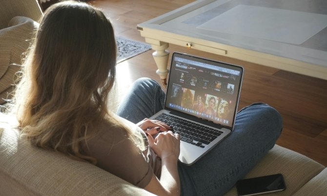 Як заробляти віддалено: ТОП-5 напрямків які варто взяти до уваги