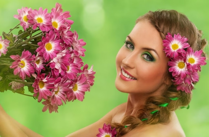 Словно персик: роскошный макияж для женщин с теплым оттенком кожи - фото №4