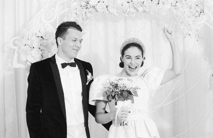 Евгений Коноплянка показал фото со свадьбы