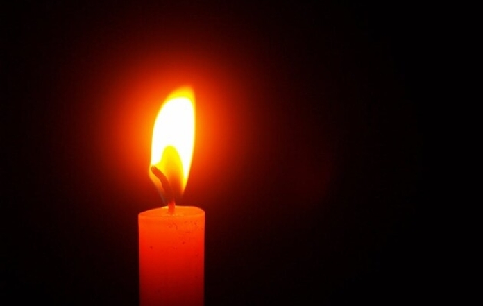 Ось так свічка горітиме значно довше: геніальний лайфхак - фото №1