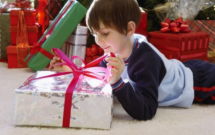 Подарок для подростка на Рождество 2023: чем удивить современного мальчика - фото №1