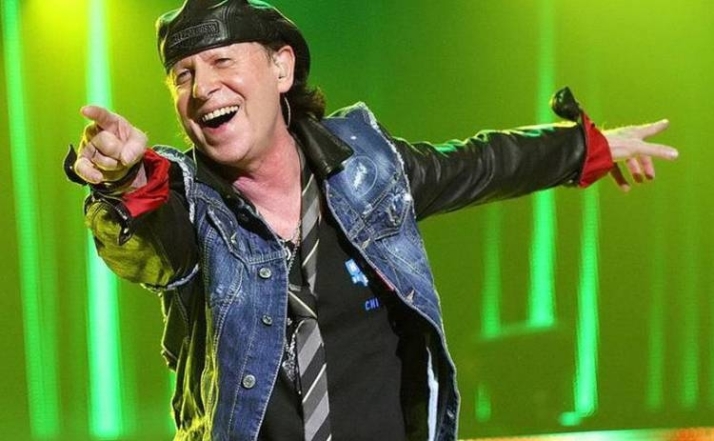 Фронтмен Scorpions уверен, что в полномасштабной войне виноваты также граждане рф (ВИДЕО) - фото №1