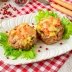 Проще, чем котлеты и отбивные: как приготовить сочные гнездышки из фарша (ВИДЕО)