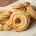 Вкусное песочное печенье за 10 минут: рассыпчатая выпечка к чаю (ВИДЕО)