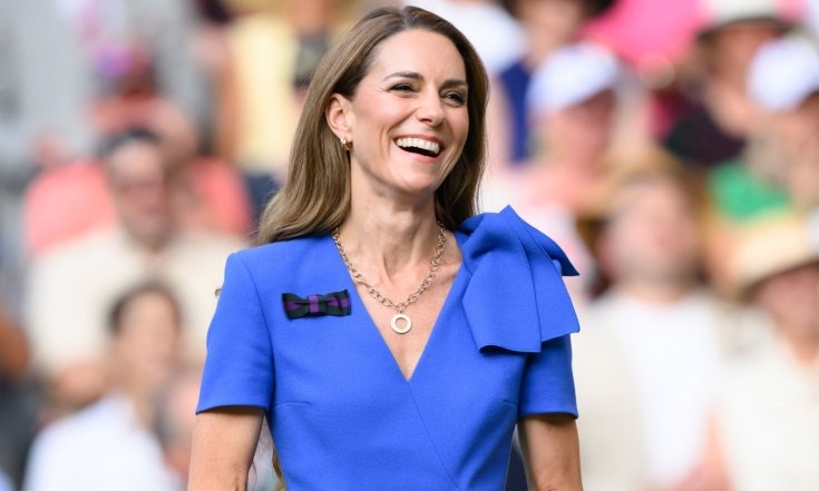 Кейт Миддлтон в синем платье, фото