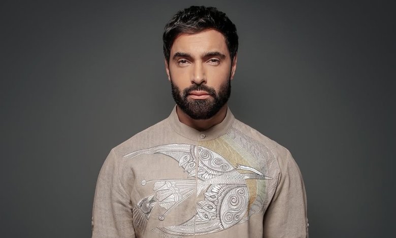 Виталий Козловский перевыпустил Небо плачущими грозами