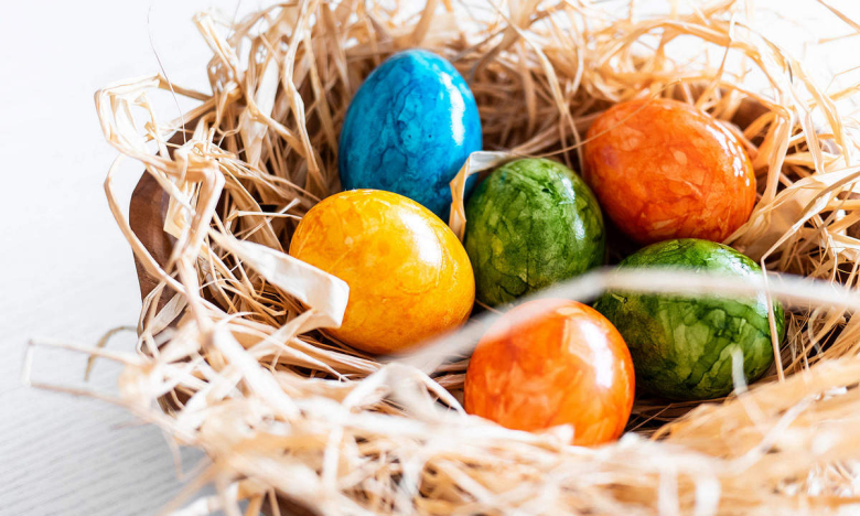 Розфарбовані яйця на Великдень, фото