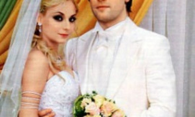 Қара шашты қыздармен жыныстық қатынас