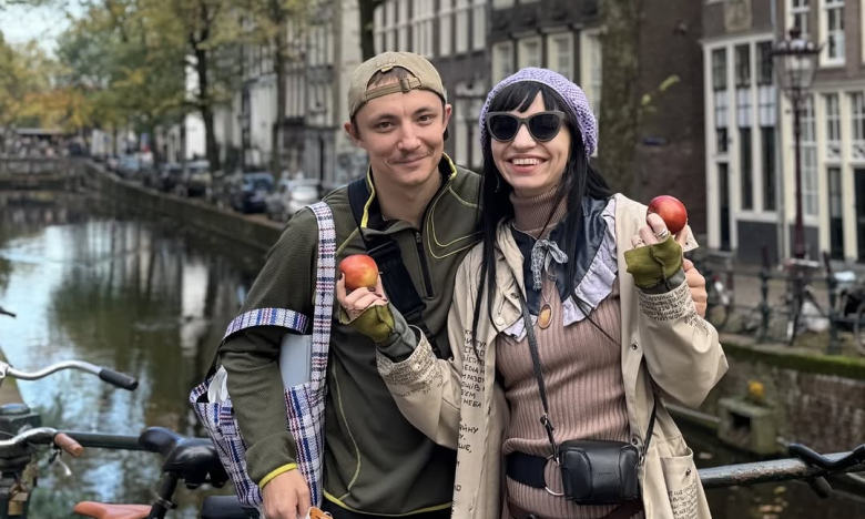 Євген Володченко зіграв весілля