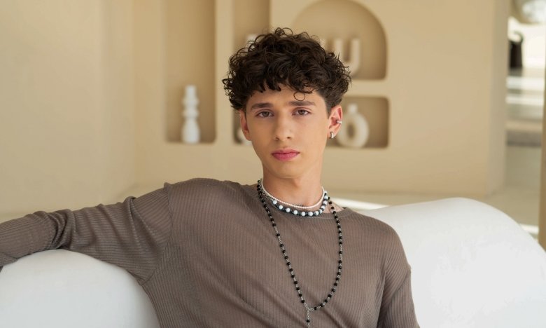 Муаяд интервью 2025 — певец рассказал о творчестве, хейте, эйджизме, мечтах, отношениях