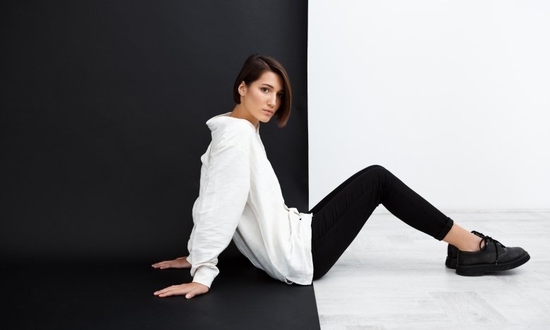 Чорні штани — як підібрати стильну альтернативу