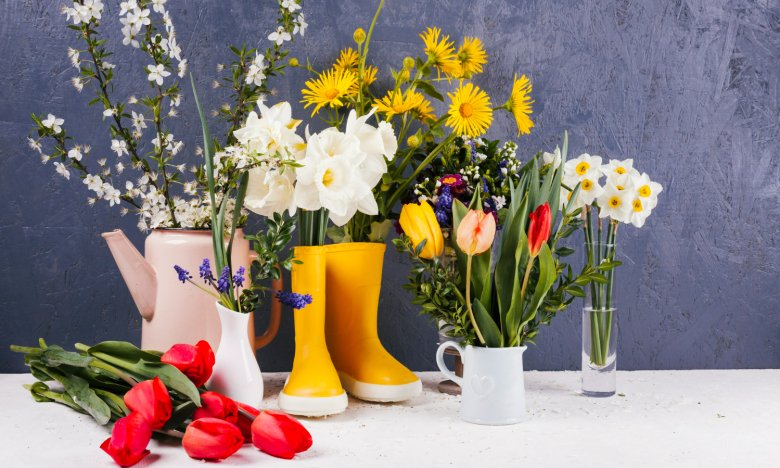 Самые искренние поздравления с 8 Марта для учителей в картинках и стихи на украинском