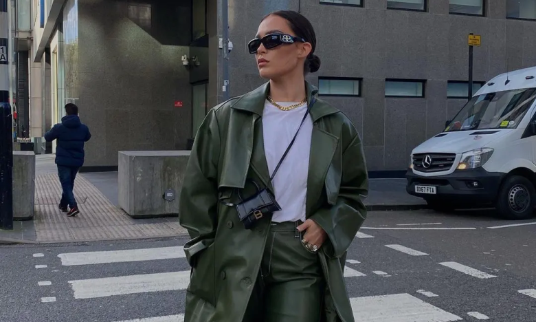 Кожаный плащ 2025, фото