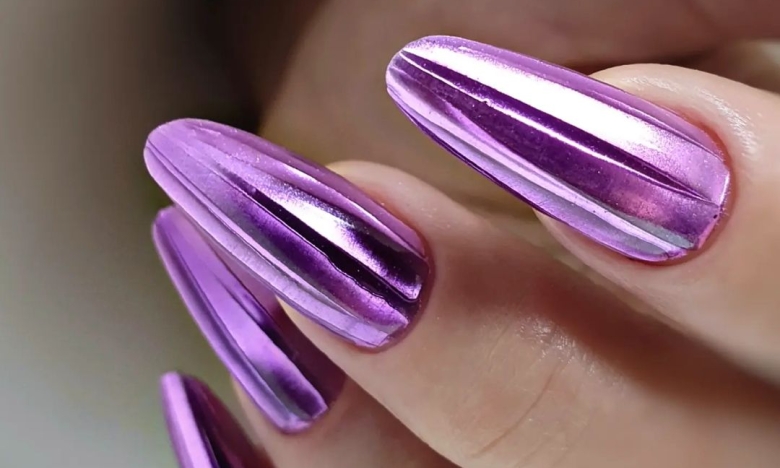 Фиолетовые ногти, фото