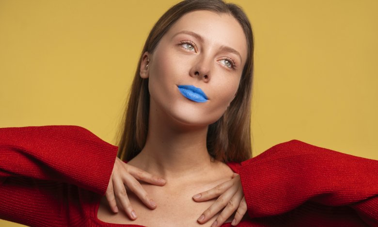 С какой помадой вас не сглазят