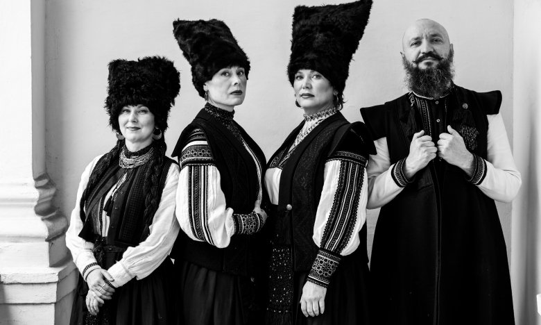 "9 неділечок" — Даша Ши стала режиссером нового клипа ДахаБрахи