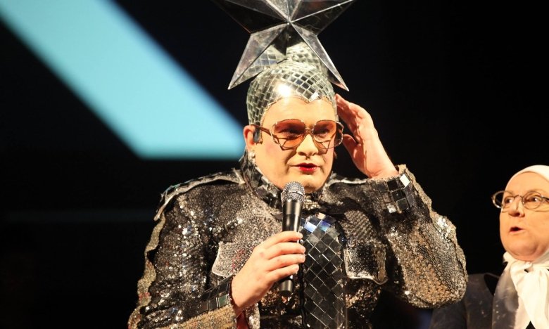 Верка Сердючка до сих пор не перевела песни на украинский язык