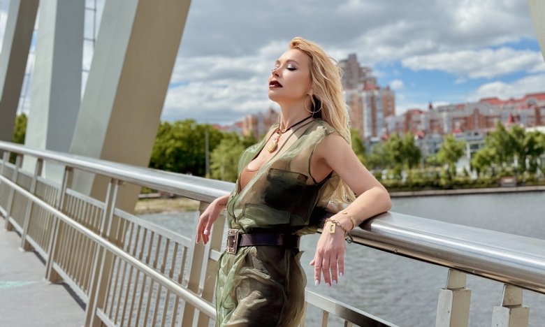 MOROZOVA песня Мить – о чем новый сингл — видео