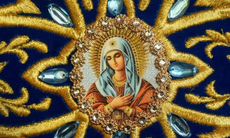 Коли Різдво Пресвятої Богородиці 2025 та як вітати: вірші та проза, гарні картинки до свята