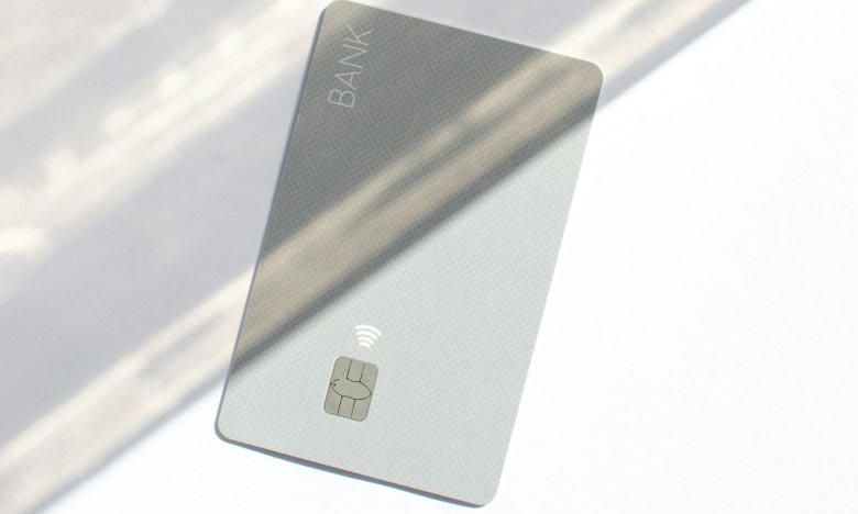 Как правильно закрыть банковскую карту