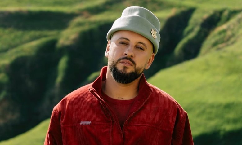 Монатік вперше показав молодшого сина