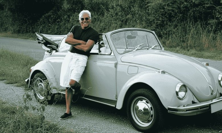 Какие культовые авто были в коллекции дизайнера, создавшего империю моды