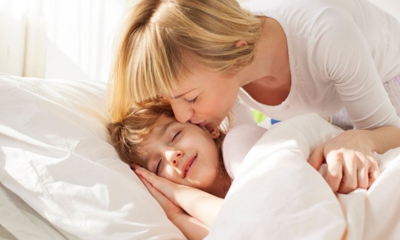 Новый учебный год – как научить ребенка легко просыпаться утром