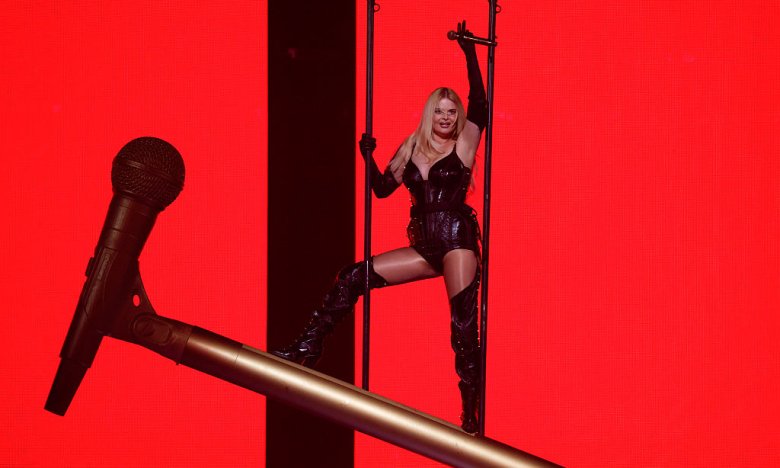 Еріка Вікман на Євробаченні 2025 - під час виступу Фінляндії вибухнула піротехніка - відео