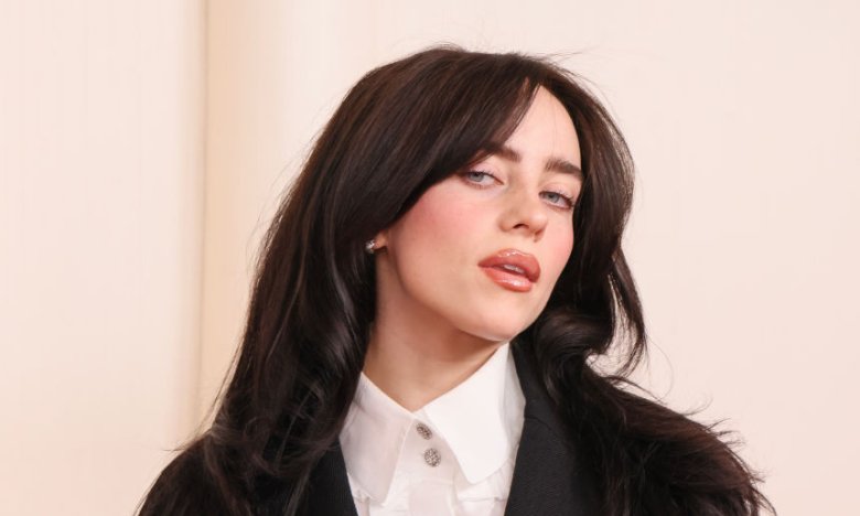 Билли Айлиш разозлила украинцев