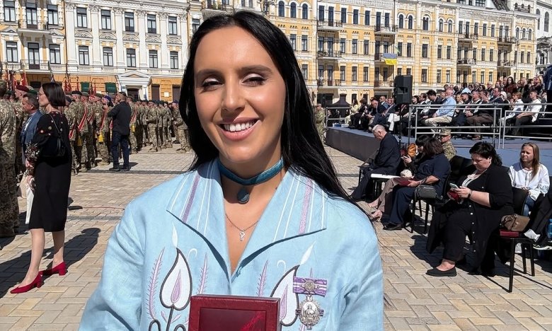 Джамала получила госнаграду в День Независимости Украины — Орден княгини Ольги — видео