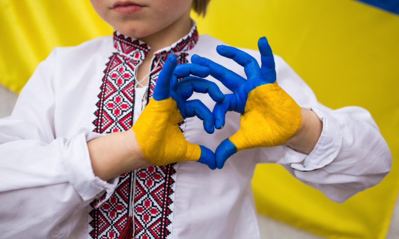 Українська вишиванка, фото
