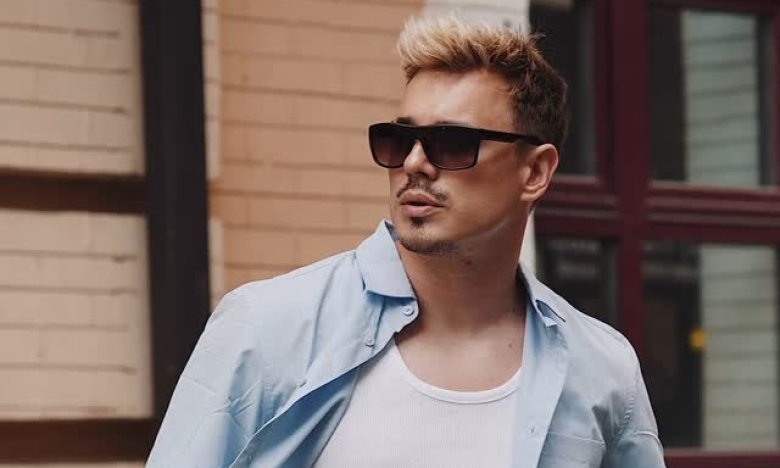 Вадим Олейник представит новую песню