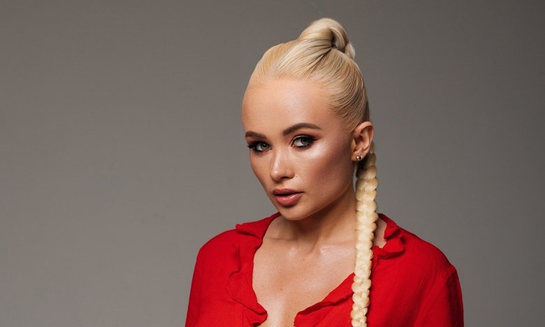 Секрети мільйонних охоплень розкрила співачка Ангела, в якої понад 4 мільйони фанатів в Інстаграм