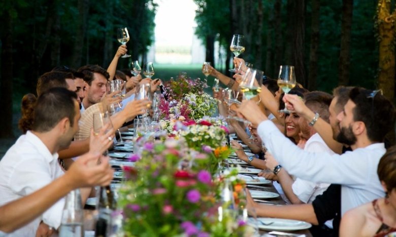 Дрес-код для гостей на весілля — яких кольорів уникати