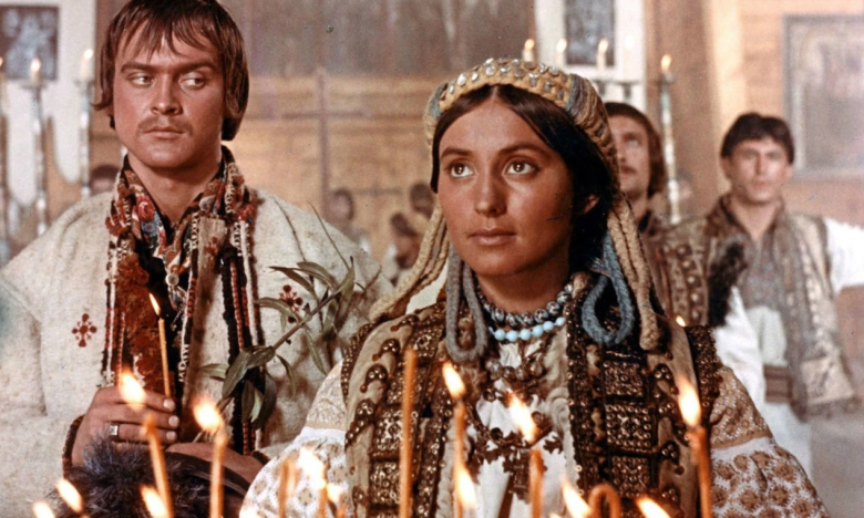 Тени забытых предков теперь на английском