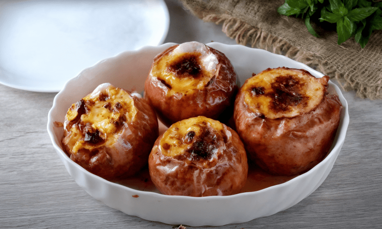 как запечь яблоки в духовке