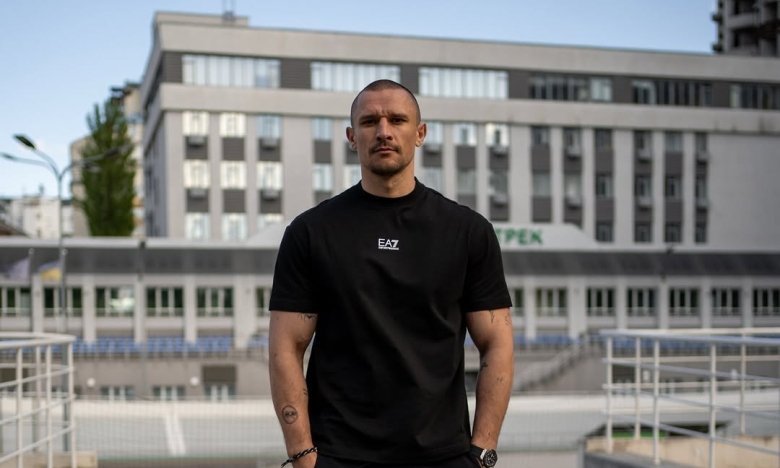 Тарас Цымбалюк показал своих родителей – как выглядит семья актера