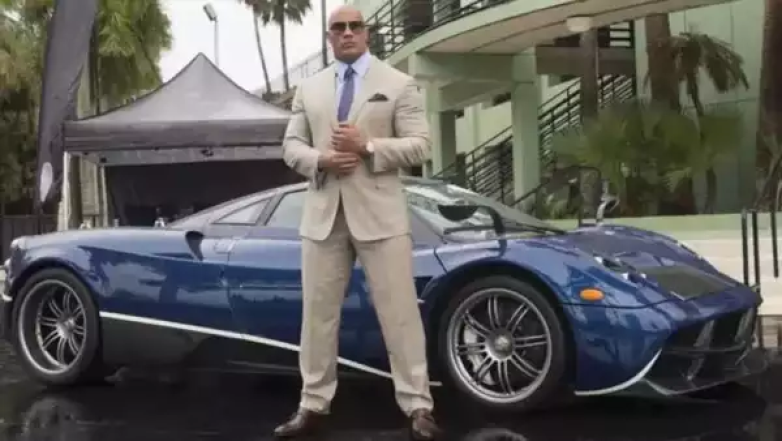 Какие машины у Двейна Джонсона