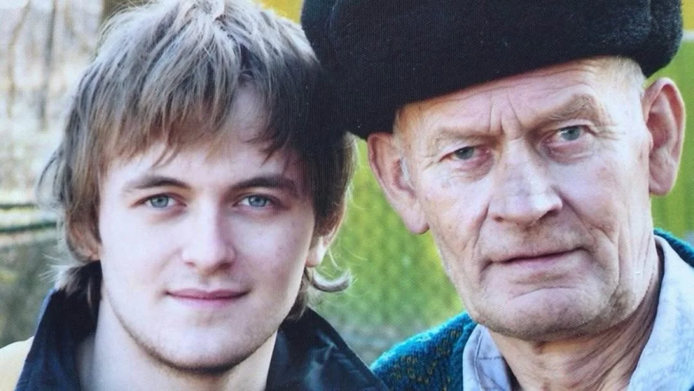 Михаил Хома с дедушкой, в честь которого взял псевдоним