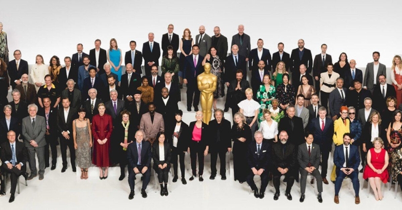 Завтрак в честь номинантов премии "Оскар": наряды Брэд Питта, Шарлиз Терон, Леонардо Ди Каприо и других гостей мероприятия - фото №1