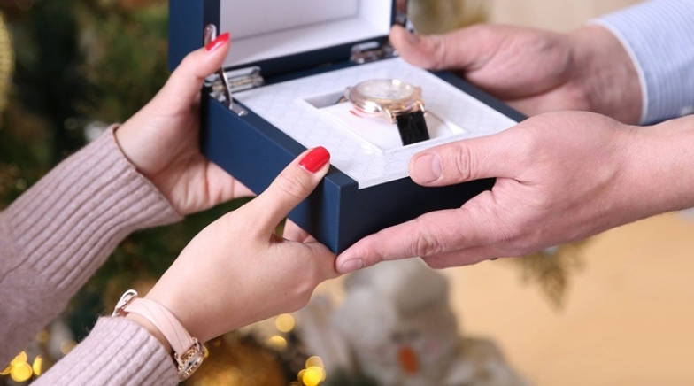 Крутые идеи для подарка жене на годовщину свадьбы: 10 вариантов - фото №7