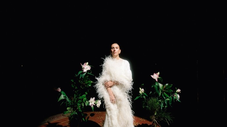 Джамала «Замолчи» слушать онлайн — смысл песни и комментарии артистки