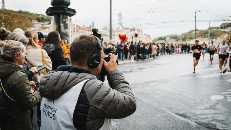 Як креативно привітати з Днем радіо, телебачення та зв’язку