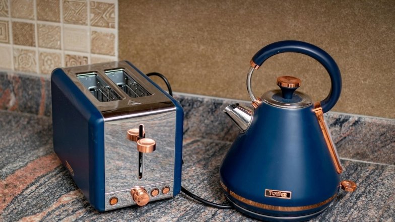 Як прибрати накип із чайника за кілька хвилин?