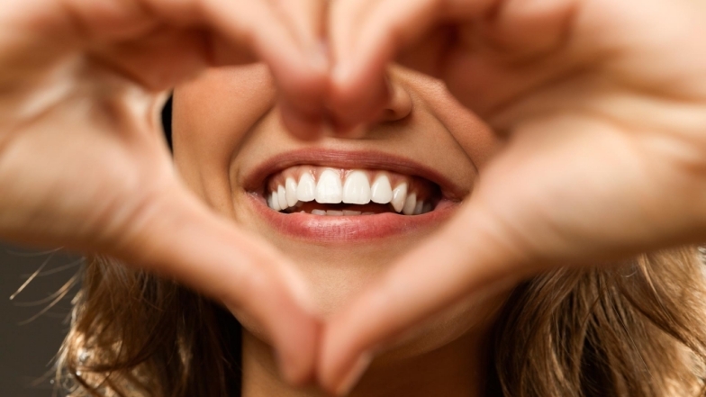 Про красиву посмішку можете забутися: ТОП-10 шкідливих звичок, які руйнують ваші зуби - фото №1