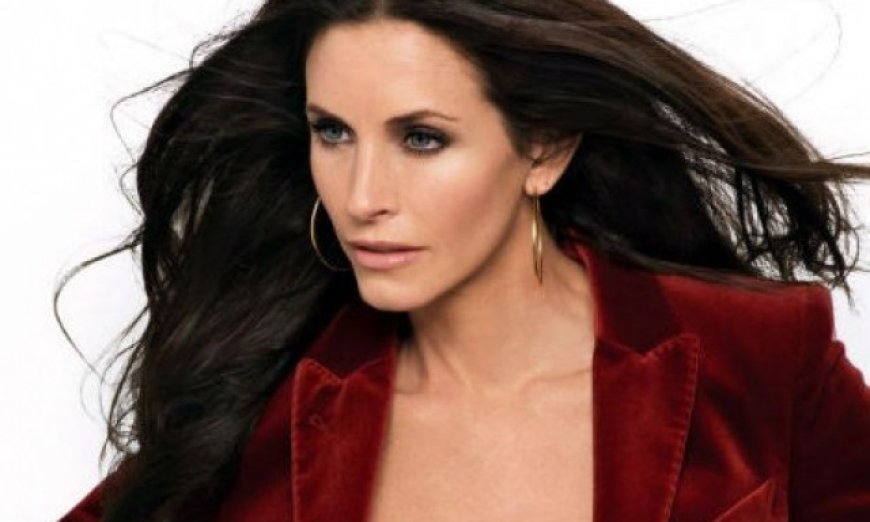 Courteney Cox Fakes