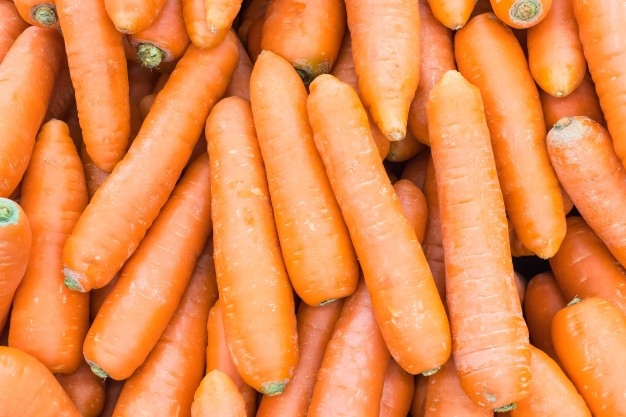 Салат из сырой моркови 